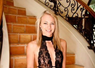 Melanie Jayne