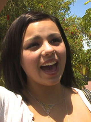 Isabella Bones