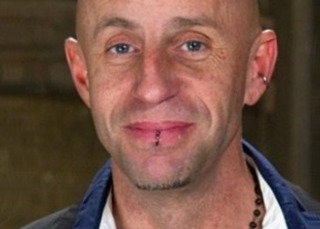 Barry Scott