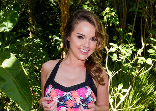 Dillion Harper