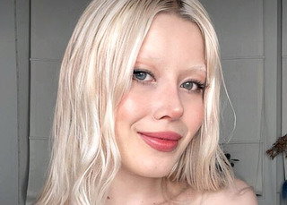 Naomi Woods
