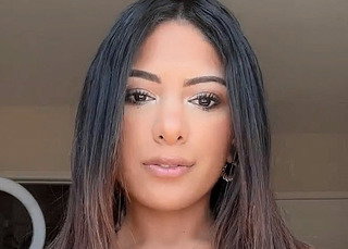 Reyna Belle