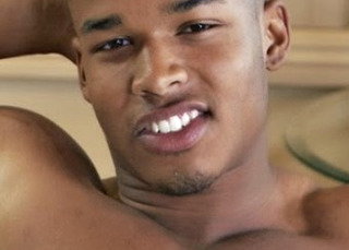 Lee Bone