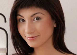 Mona Qinu