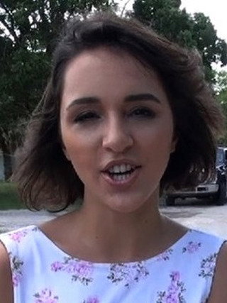 Audrey Kisses