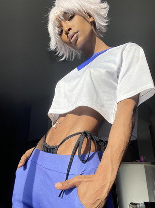 Nivia Wolfe
