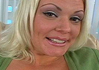 Carly Coxxx