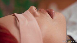 Brazzers Exxtra - Exes And Oils - 04/11/2025