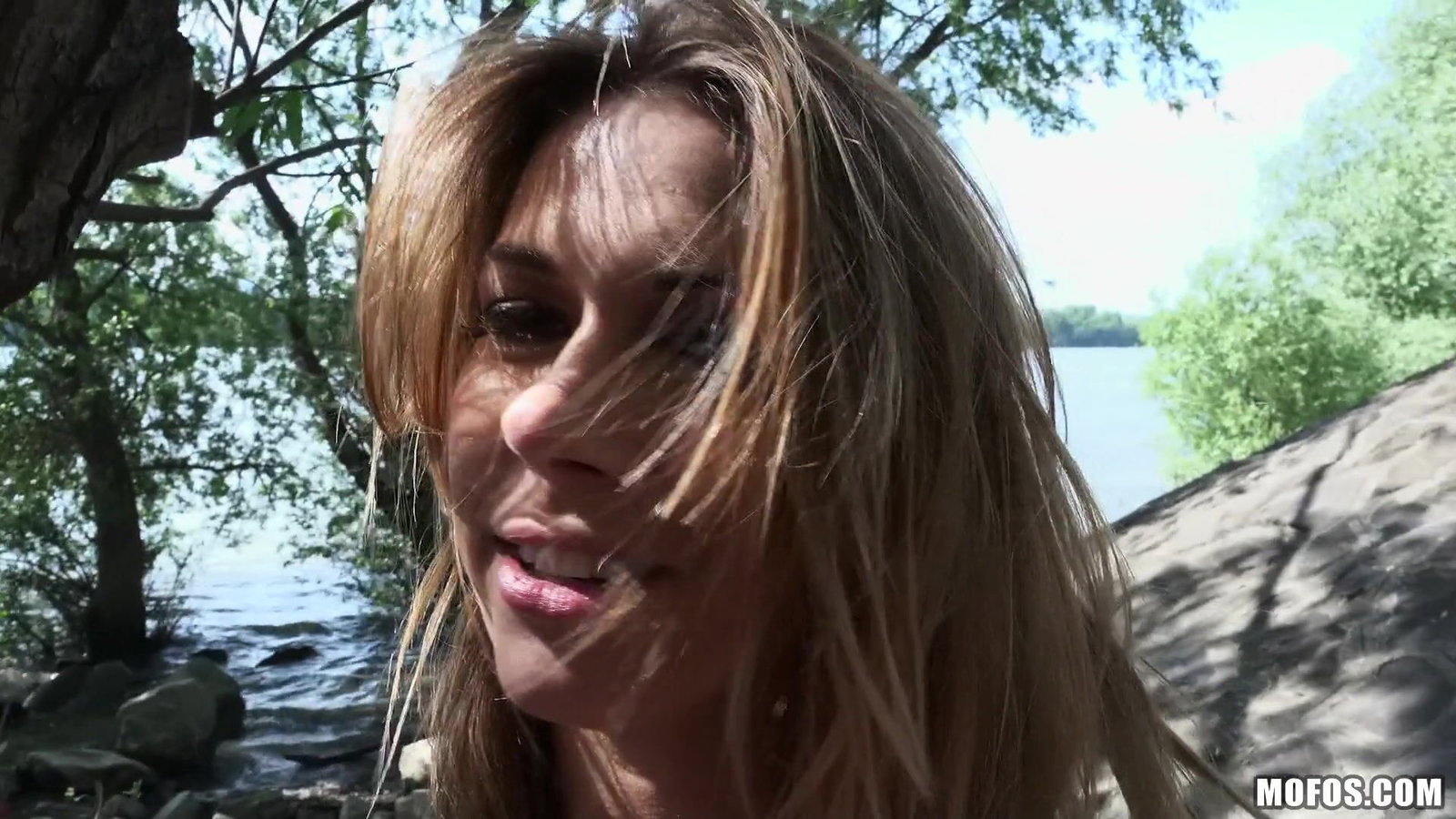 Public Pickups - Bubble Butt Blonde Public Seduction - 06/21/2015