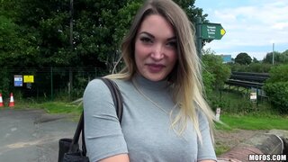 Public Pickups - Busty Brit Makes Amateur Sex Tape - 08/25/2016