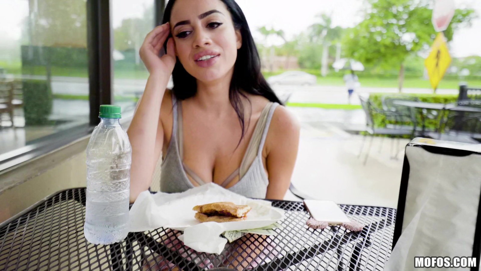 Public Pickups - Latina's Big Tits and Plump Lips - 09/27/2017