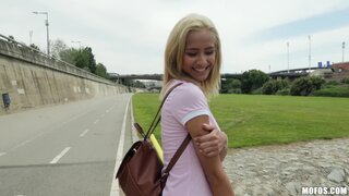 Public Pickups - She Loves Money And Dick - 08/03/2018