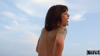 Public Pickups - Beach Towel Fuck - 12/22/2020