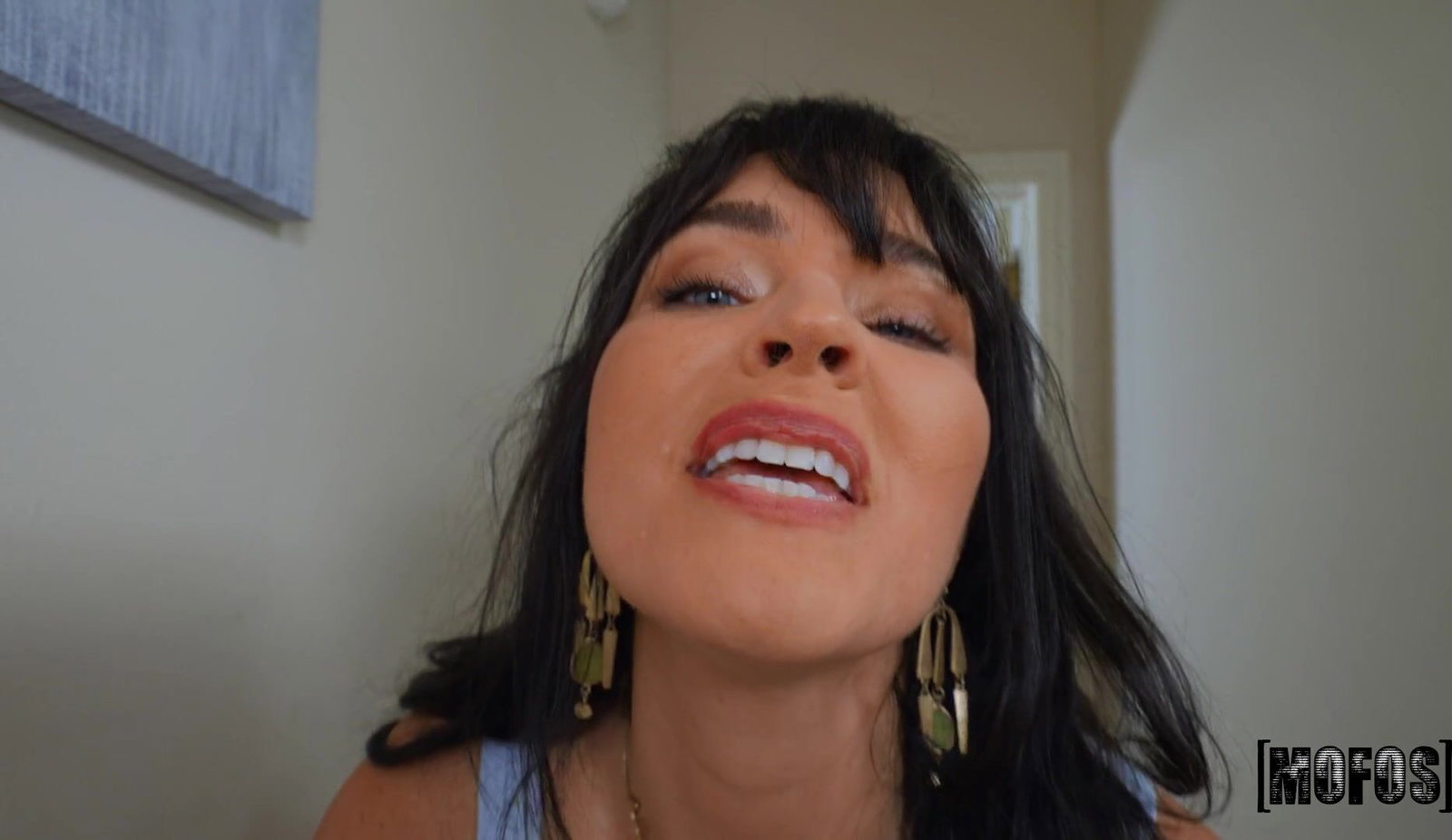 Share My BF - Sneaky MILF Seduces Daughter's Boyfriend - 09/03/2021