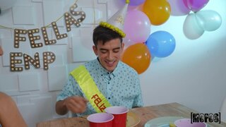 Share My BF - Feliz Cum-pleanos - 04/27/2022