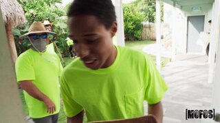 Let's Post It - Yard Workers - 05/07/2024