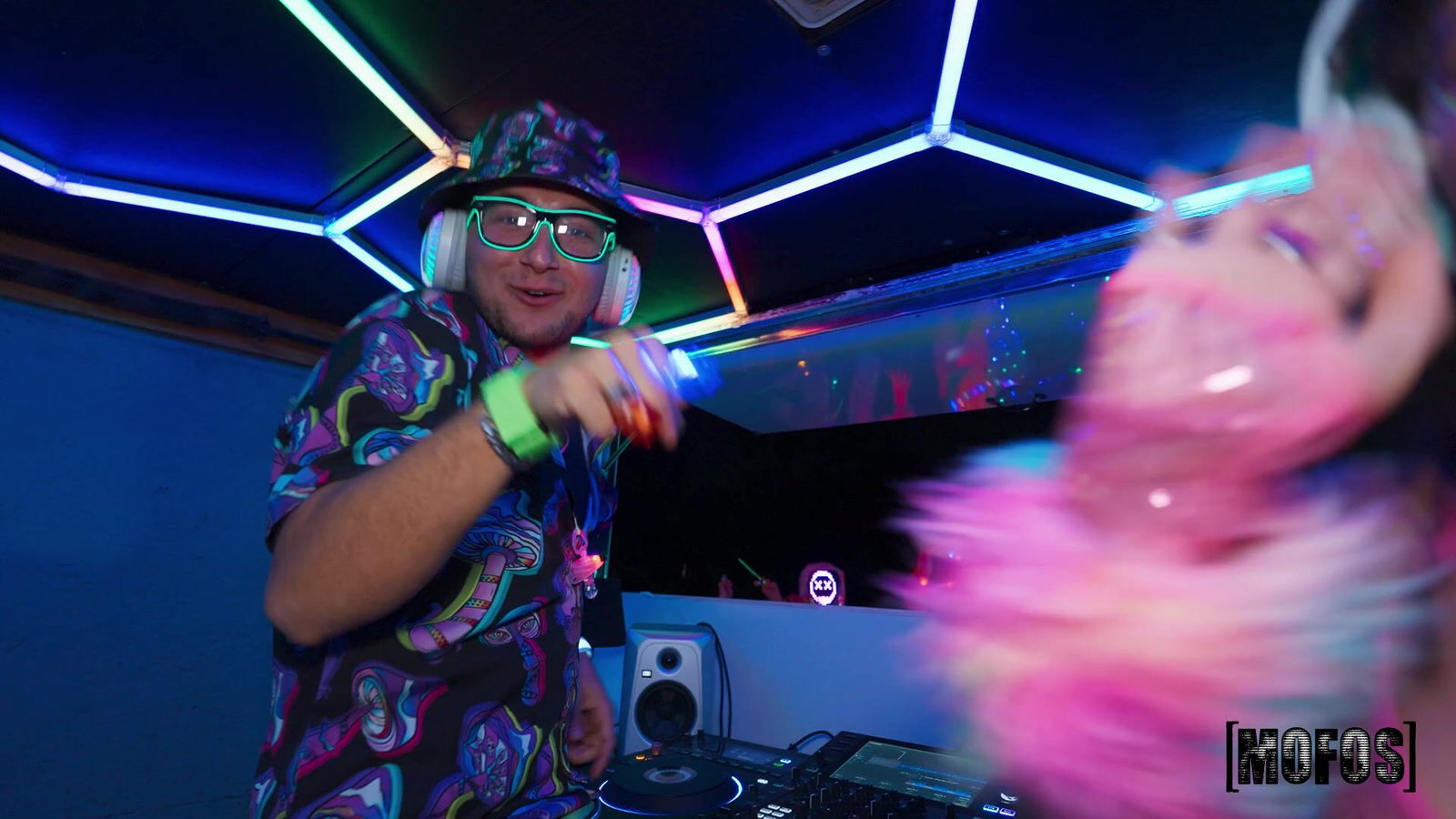 Let's Post It - Silent Disco Party - 10/06/2025