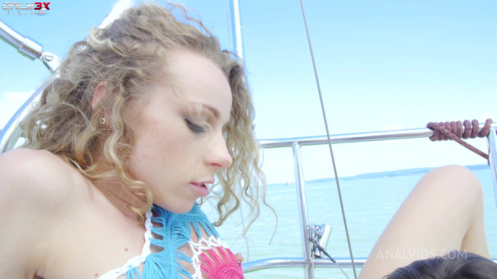Only3X Girls - Only3X Girls - Amirah Adara and Angel Emily toying their butthole outdoors (4k) - 09/24/2020
