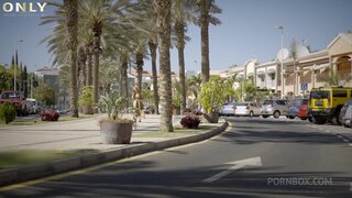 Only3x Network - Only Gold Digger - Blonde hottie Alyssia Kent penthouse sex outdoors (4k) - 03/17/2019