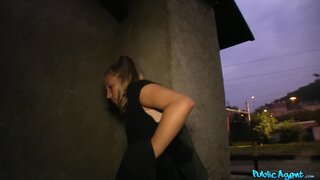 Public Agent - Blondie Gets A Thick Creampie From A Complete Stranger - 09/01/2012