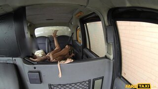 Fake Taxi - Stunning gold digger with great body and sexy eyes - 11/01/2015
