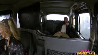 Female Fake Taxi - Sealing the Deal With an Old Flame - 02/10/2016