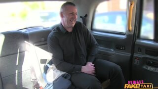Female Fake Taxi - Sexy Cabbie Gets What She Wants - 02/11/2016