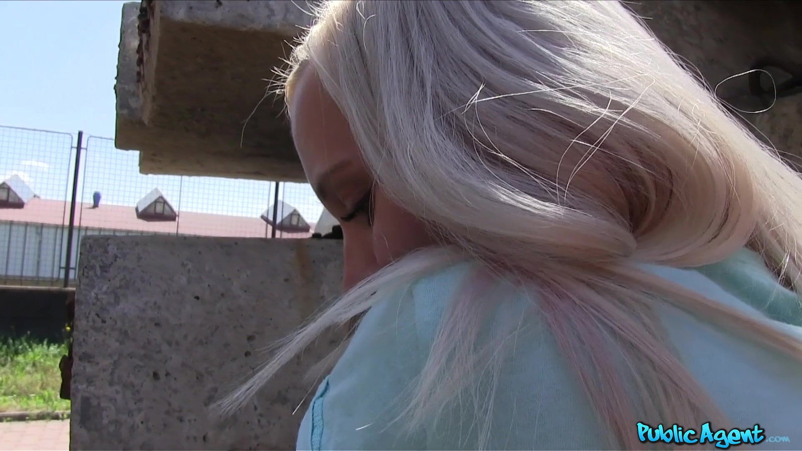 Public Agent - Outdoor Fucking with Sexy Blonde - 09/30/2016