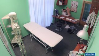 Fake Hospital - Blonde MILF Feeds Then Fucks Doctor - 01/11/2017