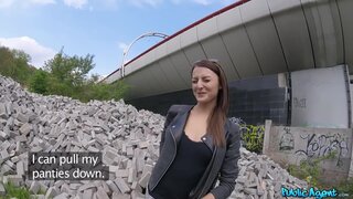 Public Agent - Cowgirl Riding in Outdoors Fuck - 06/09/2017