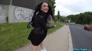 Public Agent - British Babe Gets Creampied Outdoors - 07/07/2017
