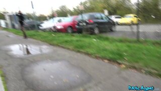 Public Agent - MILF loses handbag and her panties - 11/14/2017