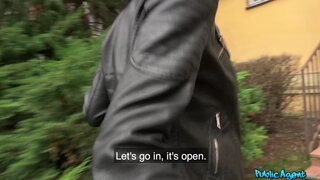 Public Agent - MILF loses handbag and her panties - 11/14/2017