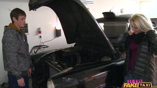 Female Fake Taxi - Mechanic gives full sexual service - 12/19/2017