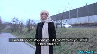 Public Agent - Ebony with blonde hair shaved pussy - 01/16/2018