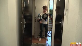Fakehub Originals - Model Behaviour - 02/10/2018