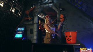 Fakehub Originals - Space Taxi: They Mostly Come At Night, Mostly - 10/27/2018