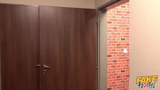 Fake Hostel - Trapped In A Hostel - 12/01/2018