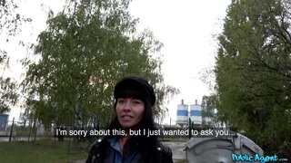 Public Agent - Mouthful of cum for sexy brunette - 01/03/2019