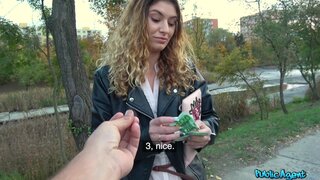 Public Agent - Sexy models night time public fuck - 01/17/2019