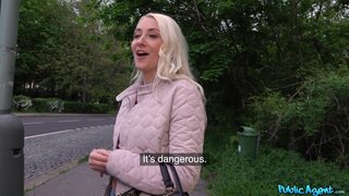Public Agent - Horny tourist hungry for Czech cock - 06/11/2019