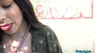 Public Agent - Cash tempts busty American to fuck - 06/04/2019