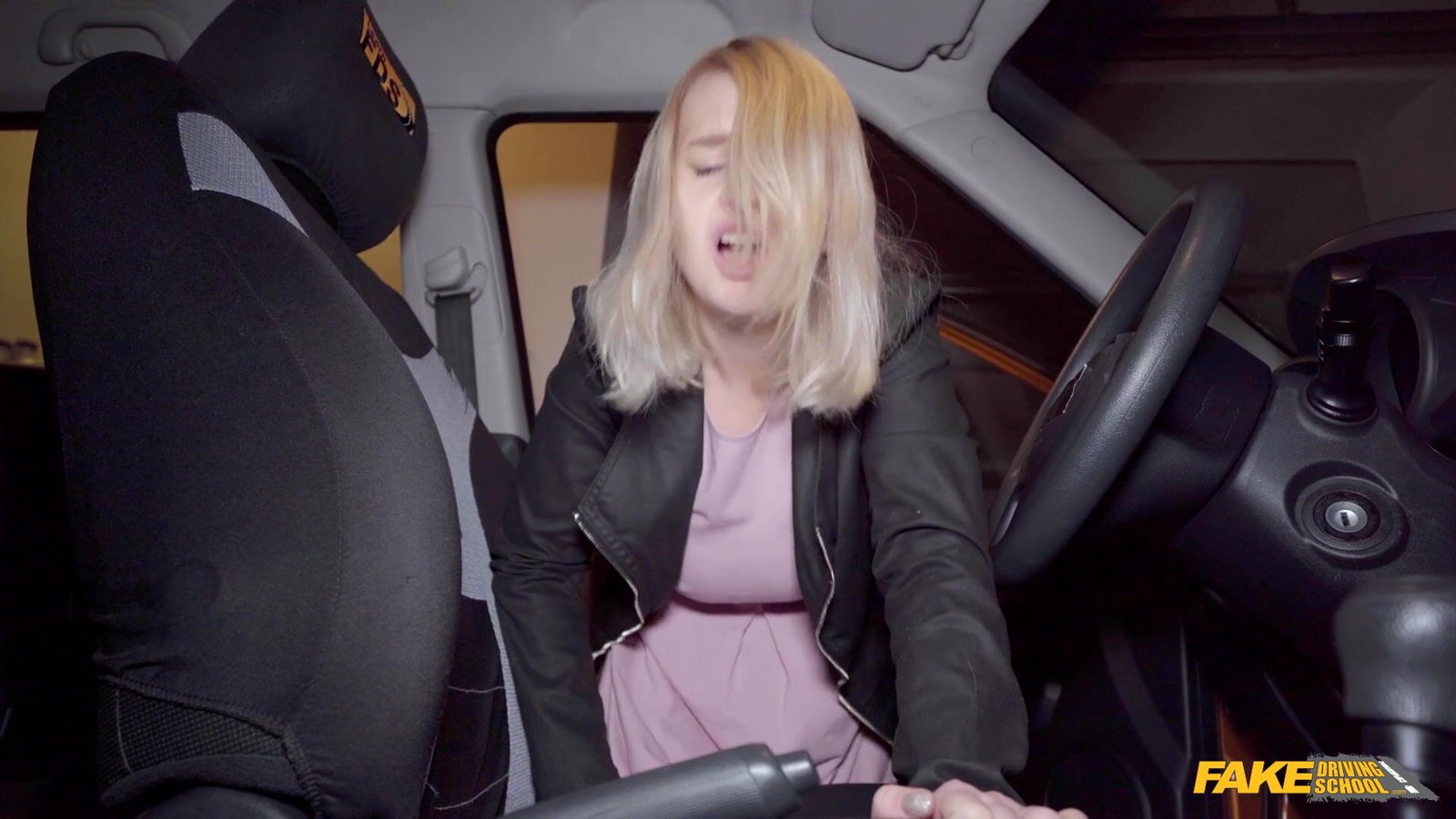 Fake Driving School - Big dick stretches big tits blonde - 07/09/2023