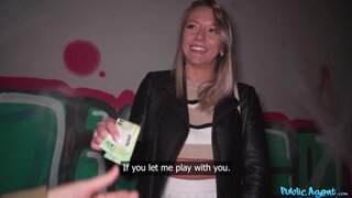 Public Agent - Touching herself in public - 03/04/2025