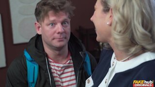 Fakehub Originals - Sharing Bed with Real Mom - 01/23/2026
