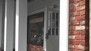 Milf Hunter - Breast Feeding - 12/19/2005