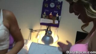 Dare Dorm - Twerk Butt - 08/21/2015