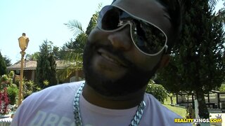 Mike in Brazil - Eat In - 10/10/2010