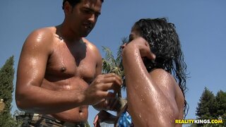Mike in Brazil - Lips Splash - 10/31/2010