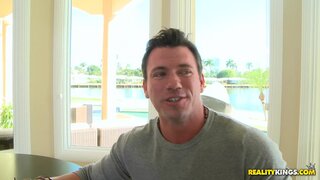 Milf Hunter - Change It Up - 01/03/2011